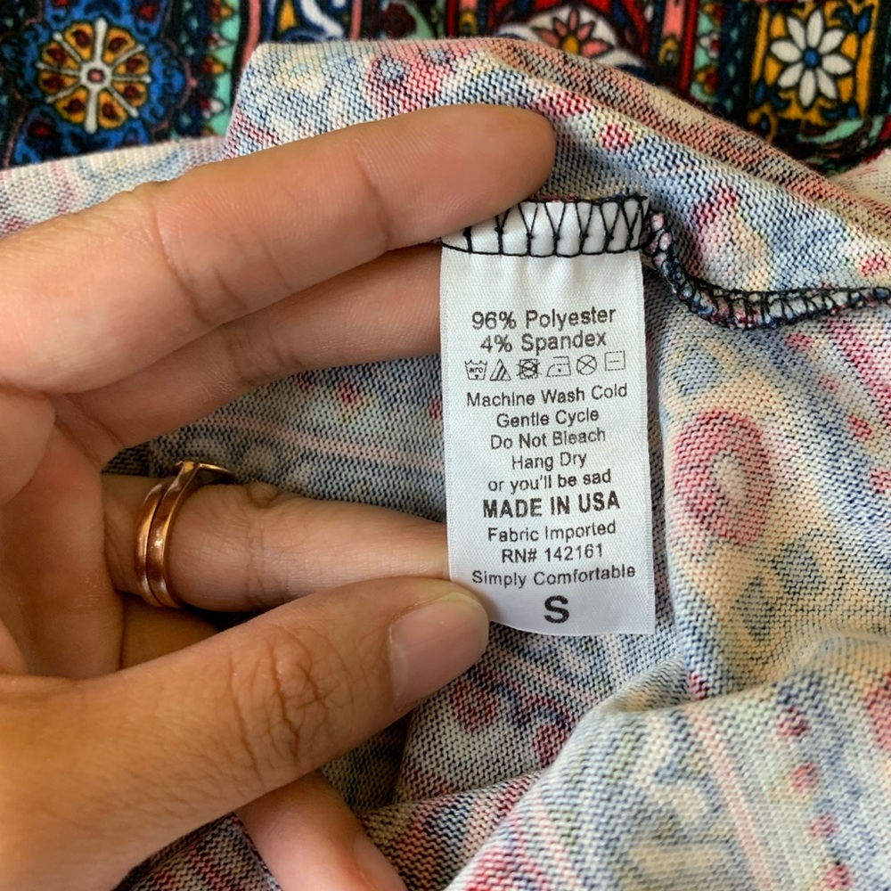 LuLaRoe Patterned Carly Dress - Picture 6 of 6
